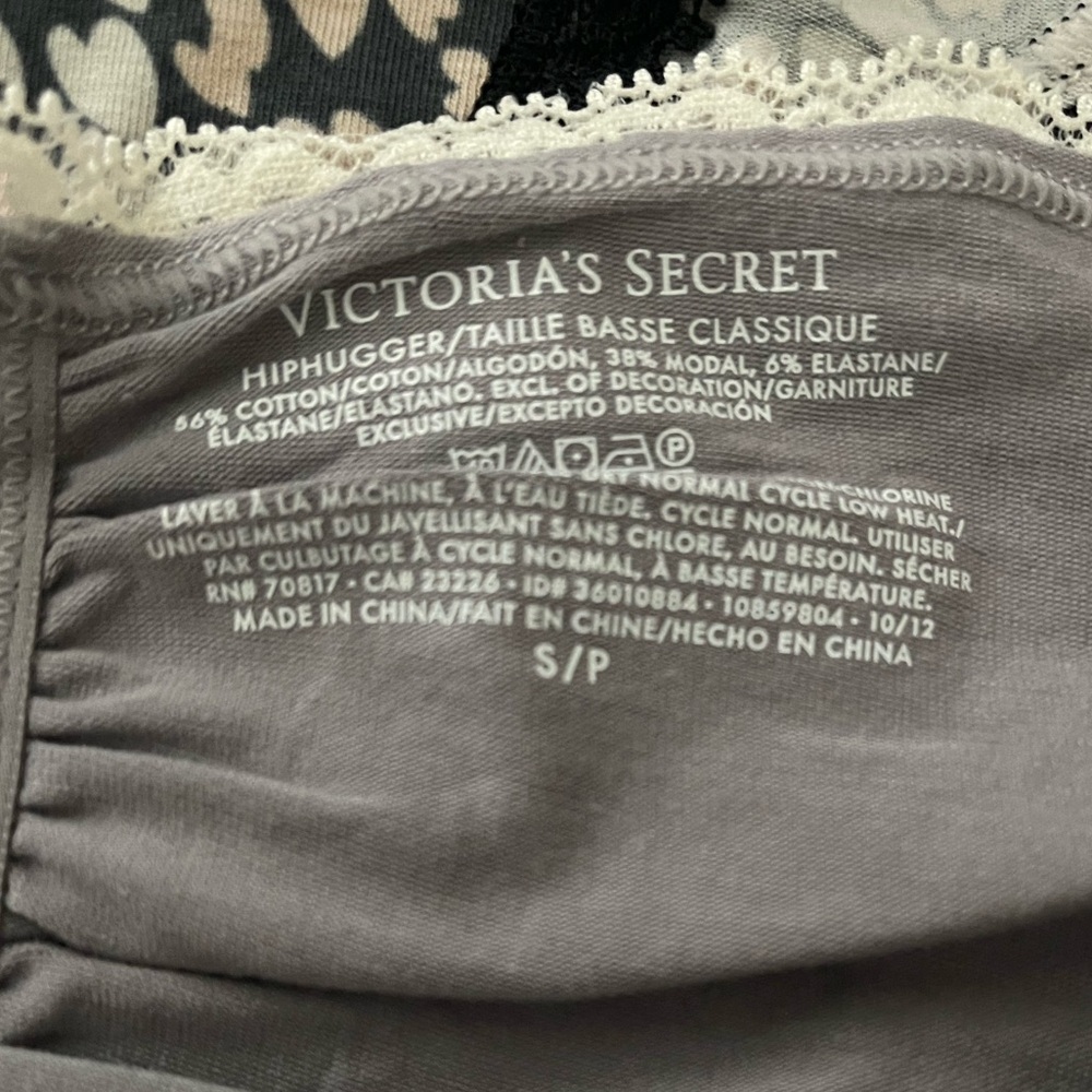 Victoria Secret Bundle of 3 Cotton Hip-Hugger Panties Size Small - Picture 2 of 3